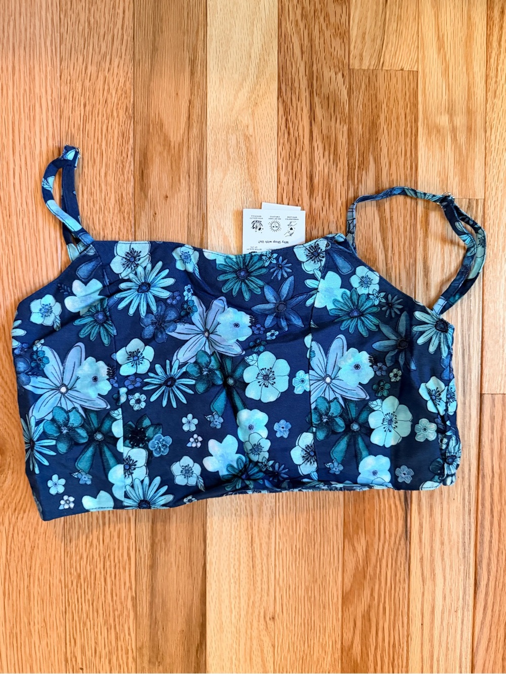 Lotus and Luna crop top NWT